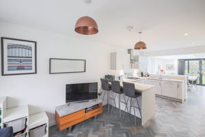 Photo 21- click for photo gallery